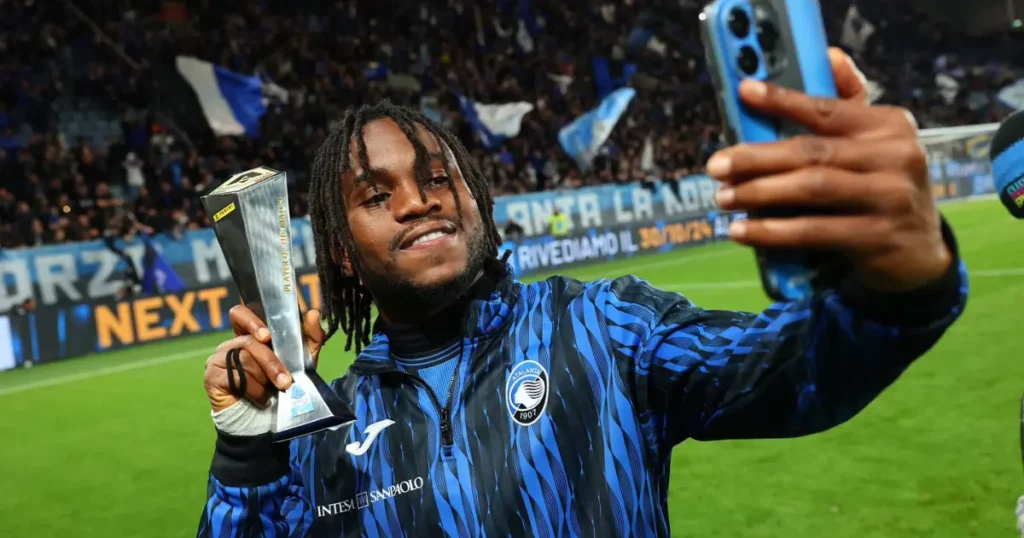 Ademola Lookman wins the Serie A MVP award