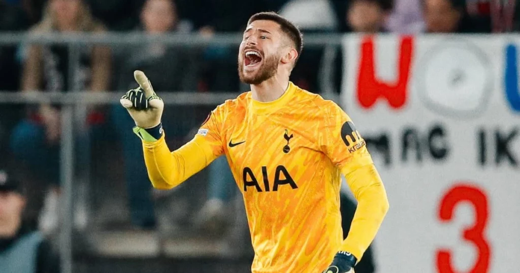 Three important saves by Vicario keep Tottenham alive in the Europa League RO16 tie