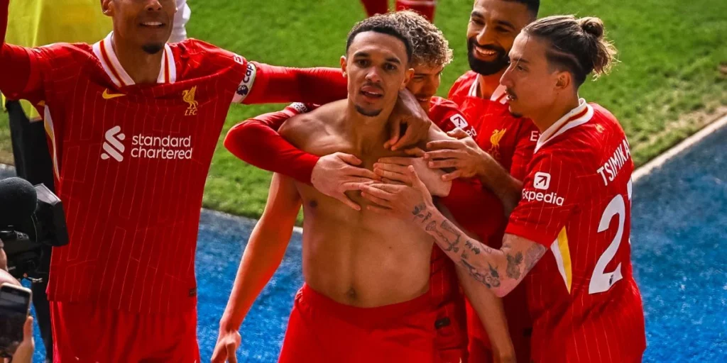 Trent Alexander-Arnold (centre) was the best-rated player in Leicester vs Liverpool Player Ratings