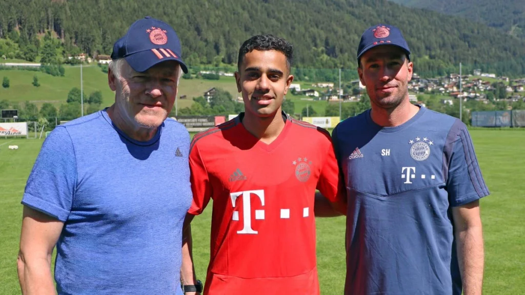 Sarpreet Singh representing Bayern Munich 