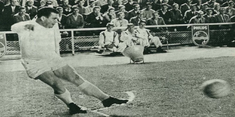 Ferenc Puskas (Image Credits:@HemerotecaRMCF/X)