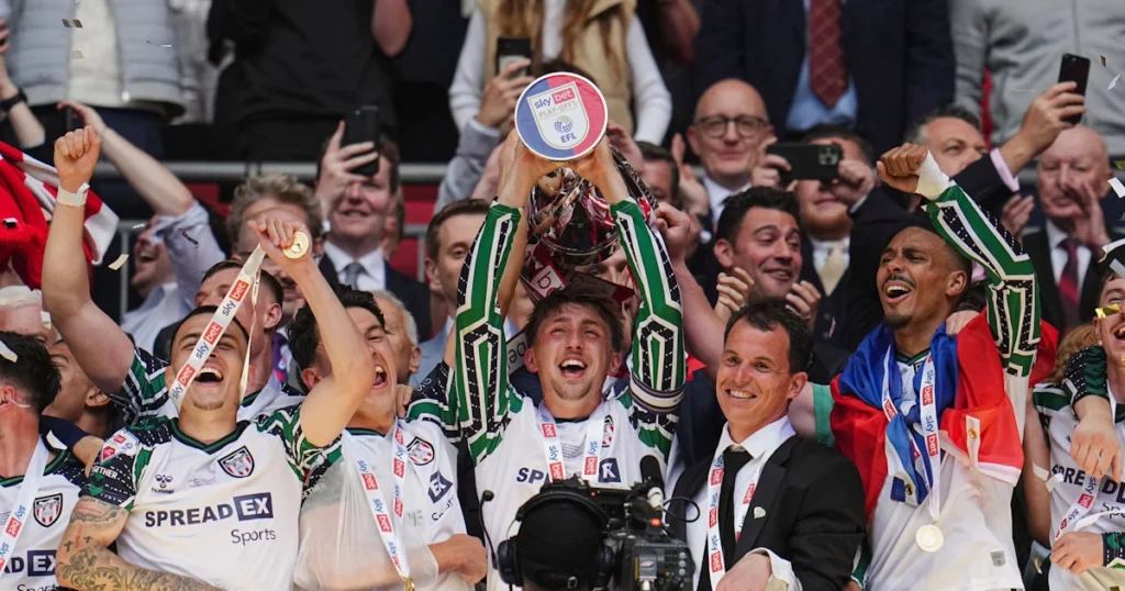 Playoffs winning celebration 2024/25 (Image Credit: X / @SunderlandAFC)