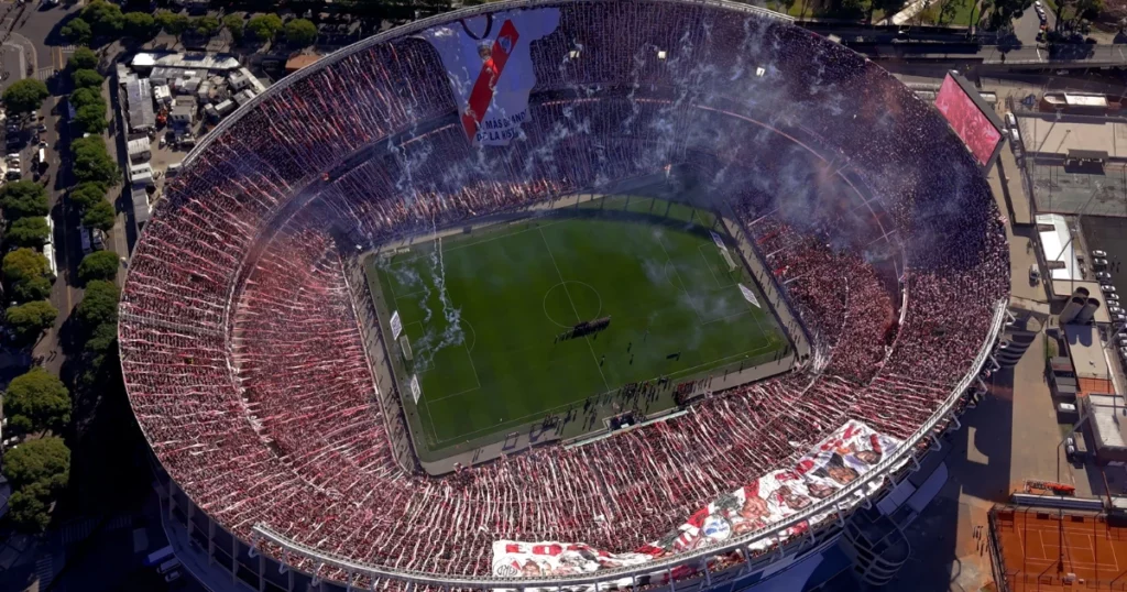 Estadio Mas Monumental