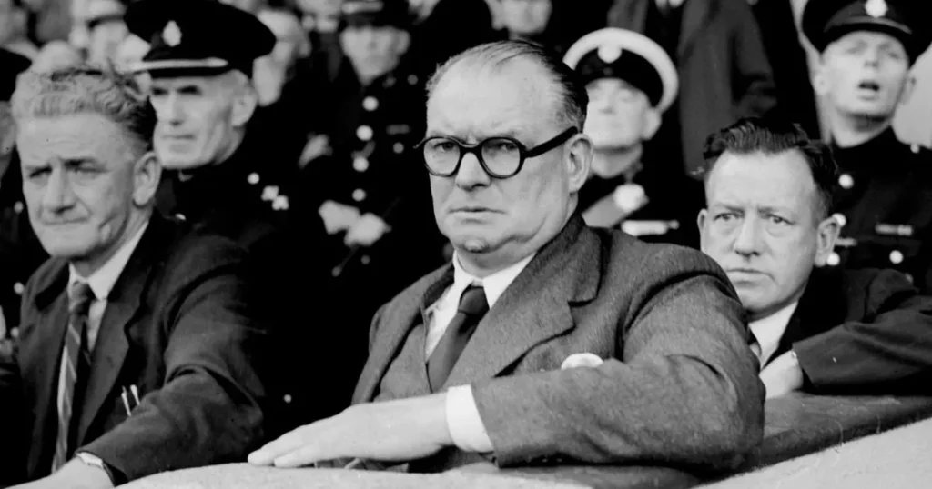 Tom Whittaker (Image Credit: X / @Arsenal)