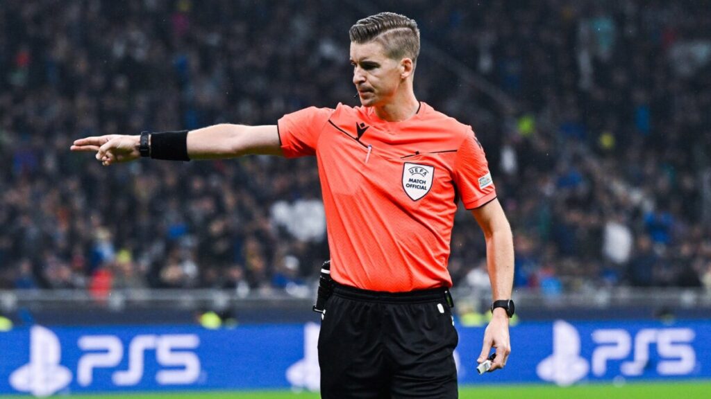 best referee in the world Francois Letexier