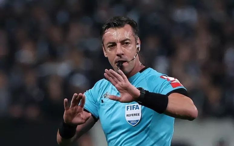 best referee in the world
Raphael Claus