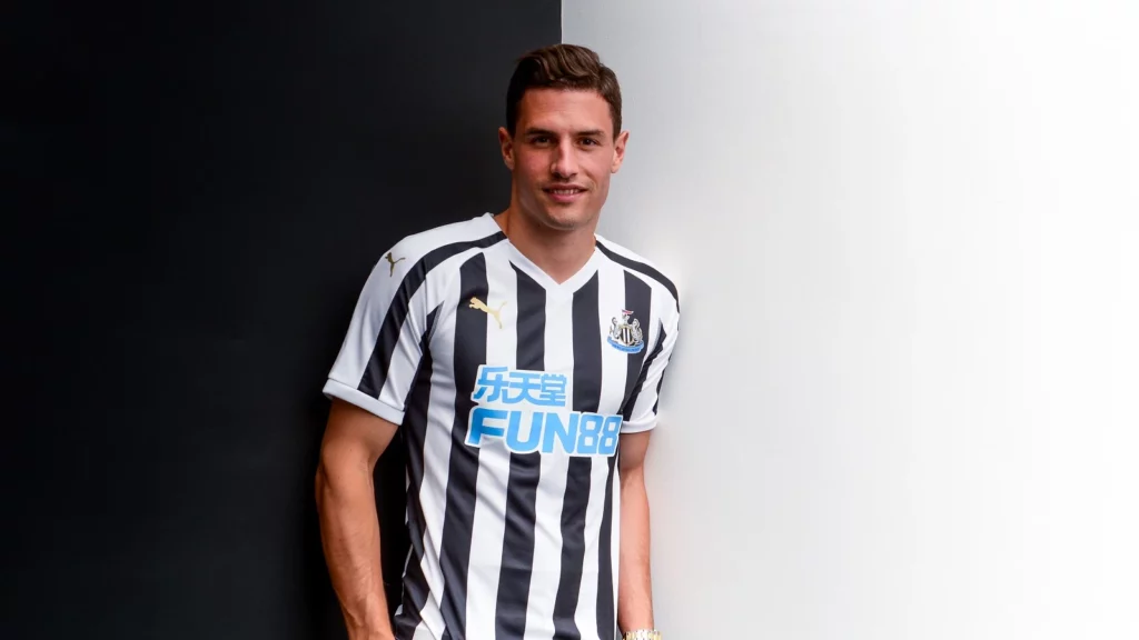 Fabian Schär (image via Newcastle United website)