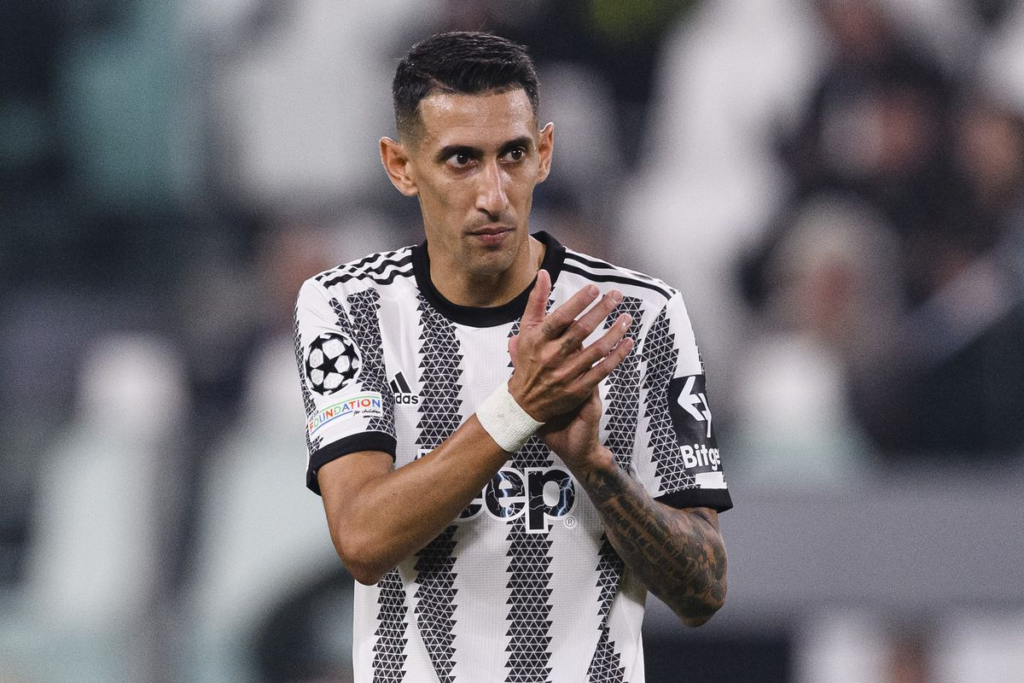 Angel Di Maria applauds the fans after the game