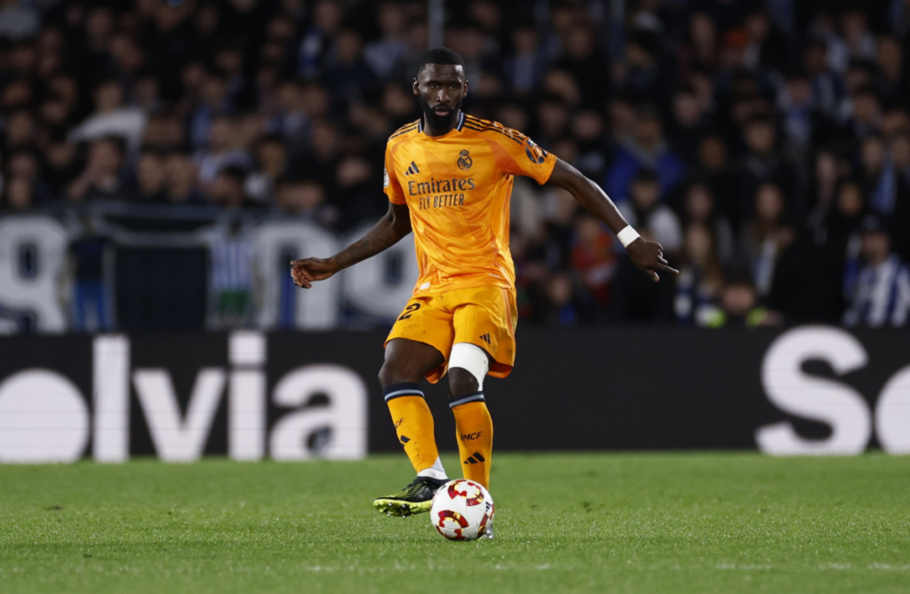 Antonio Rudiger with the ball on his feet.